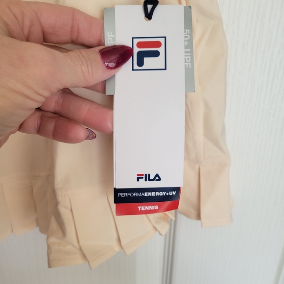 Fila Beige Pleated Tennis Skort. NWT size Large. - Picture 3 of 12